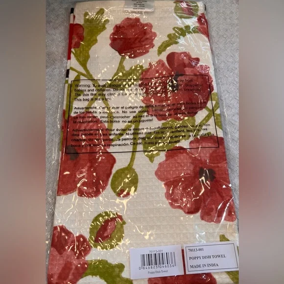 NWT, MacKenzie-Childs adorable 100% cotton waffle weave Poppy Dish Towel - Picture 2 of 7